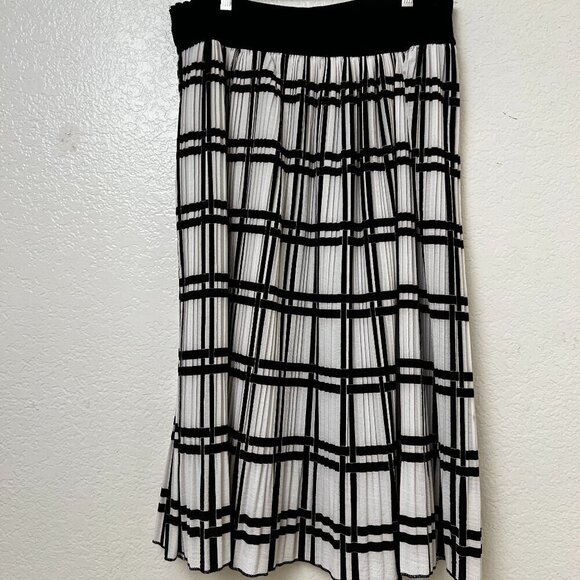 Andi & James fully lined elastic‎ waist Pleated Skirt black & white Size Large - Picture 1 of 7